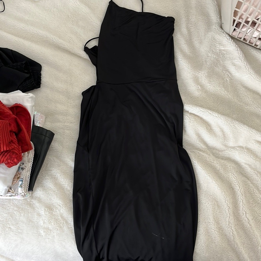 Black Windsor  silk knee length dress